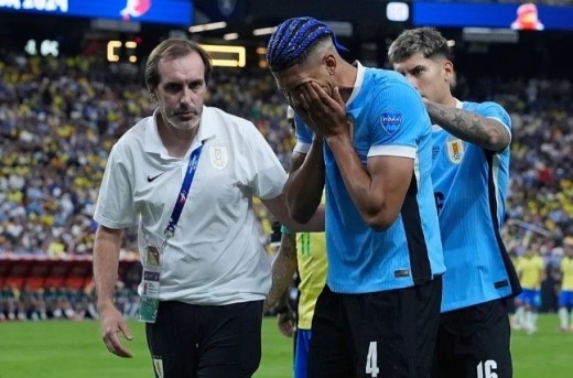Ronald Araujo cae lesionado y existe preocupación en el Barcelona