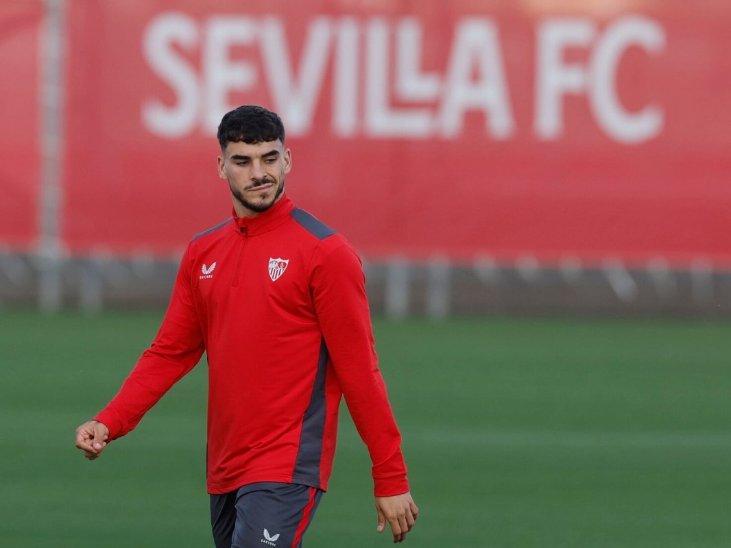 Problemas en el Sevilla con Isaac Romero, Kike Salas y Ocampos