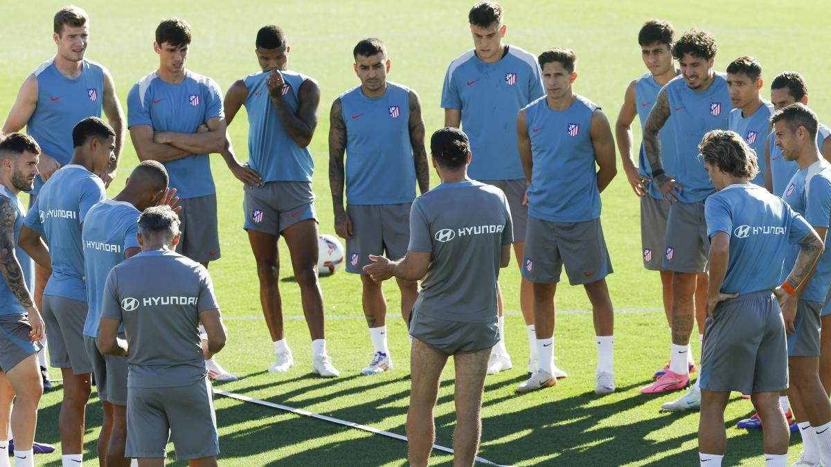 Sorpresas en el ensayo de Simeone