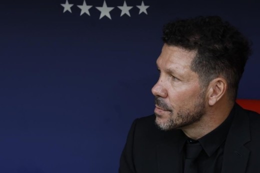 Simeone sobre Griezmann, Barrios, Julián Álvarez, Correa, Sorloth, Giménez, Galán y Giuliano