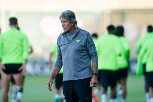 Diego Llorente, Marc Roca y Cardoso no entrenan con el grupo