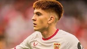 The player who could break his loan with Sevilla in the winter market