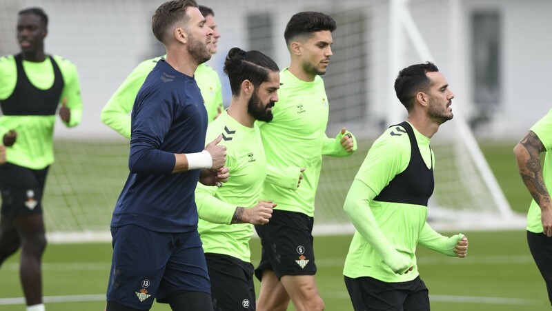 Isco already training with the group