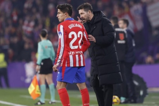 Simeone on Julián Álvarez, Lenglet, Gallagher, Sorloth, and the team's improvement