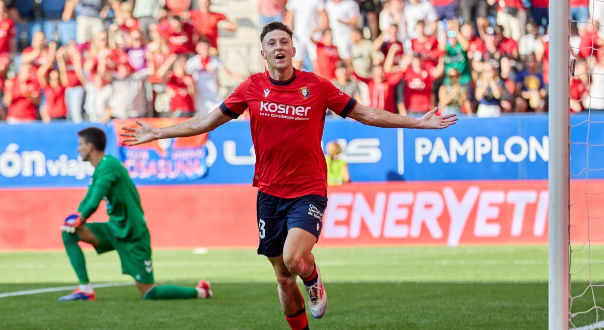 Osasuna recibe una muy buena oferta por Abel Bretones