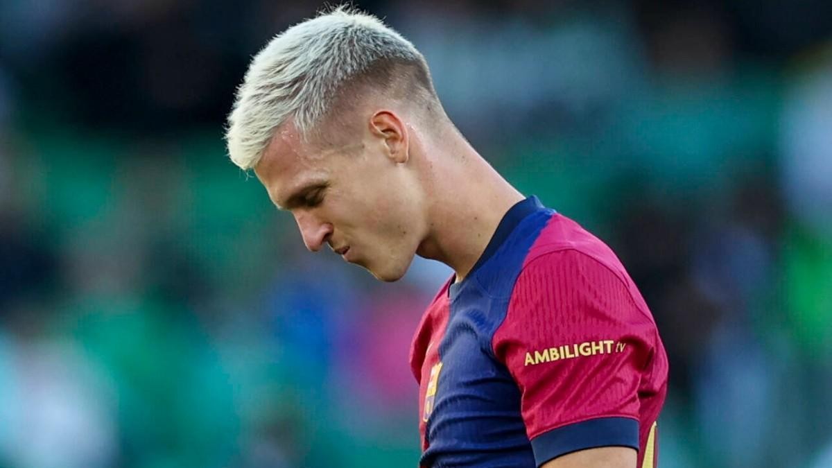 El Barça tiene hasta las 00:00 para inscribir a Dani Olmo o no podrá volver a jugar esta temporada