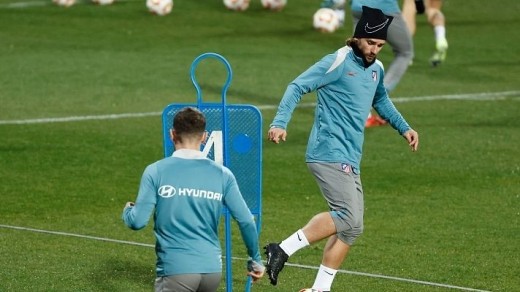 Oblak, Giménez, Sorloth y Barrios, bajas en el entrenamiento de hoy