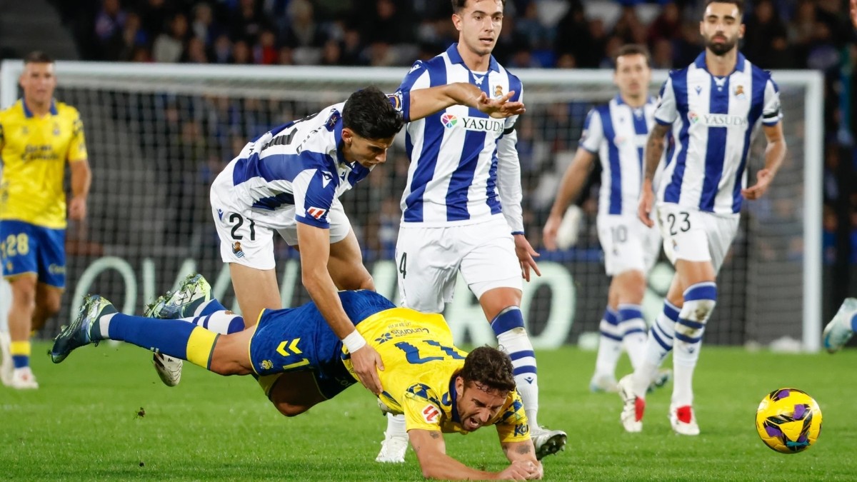 La Real Sociedad está pendiente de las lesiones de Zubimendi y Aguerd