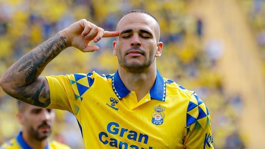 Las Palmas está pendiente de las molestias de Sandro, Fábio Silva, Álex Suárez, Essugo y Marvin