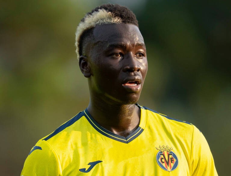 El Villarreal está pendiente de las molestias de Pape Gueye