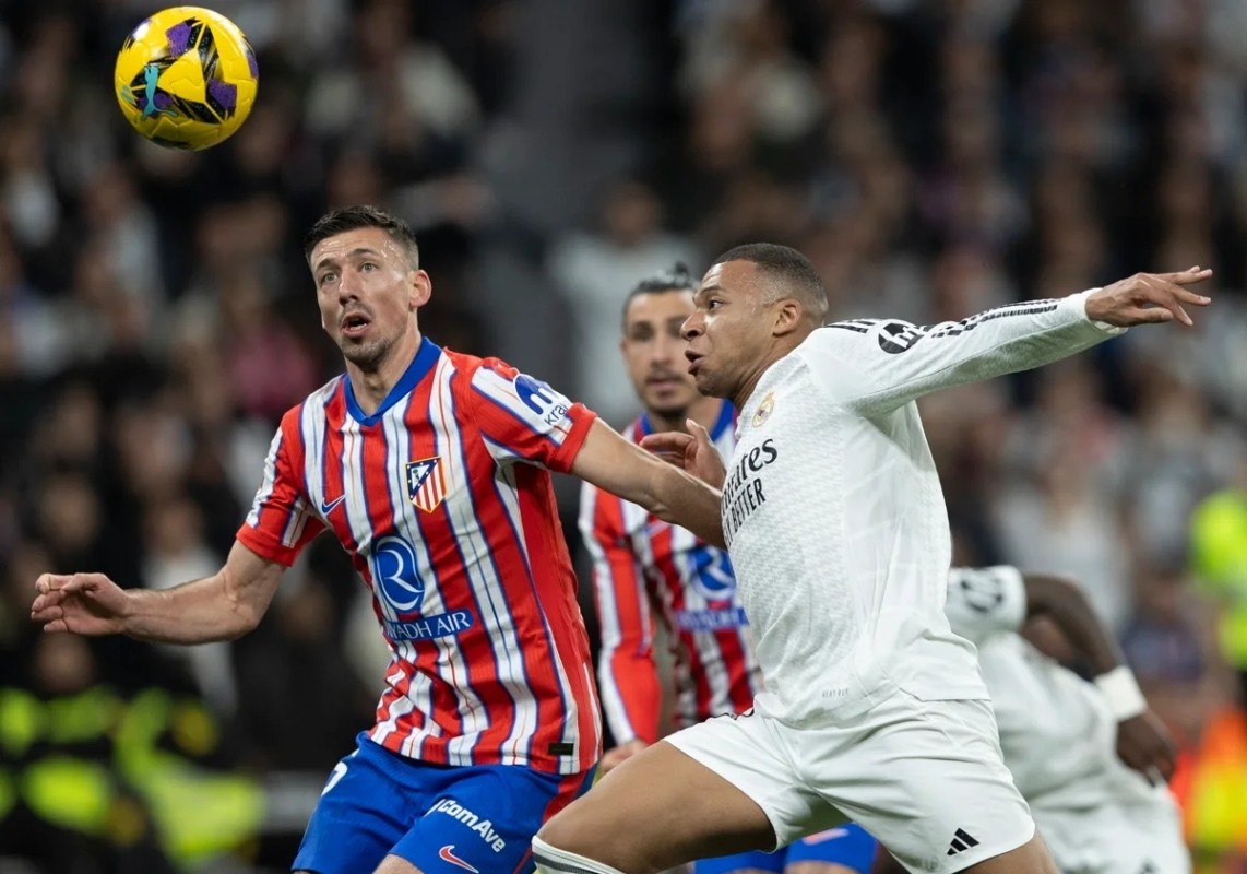 Posibles alineaciones del Real Madrid - Atlético de Madrid y dónde verlo en directo.