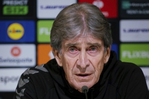 Pellegrini sobre Cardoso, Ruibal, las rotaciones y el Vitória Guimaraes