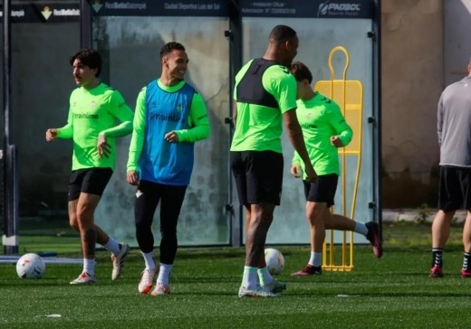 Isco no se ejercita con el grupo y última hora sobre Cardoso, Adrián, Marc Roca y Lo Celso